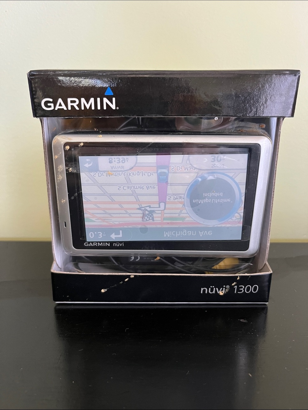 garmin nüvi 1300 Portable GPS Navigator